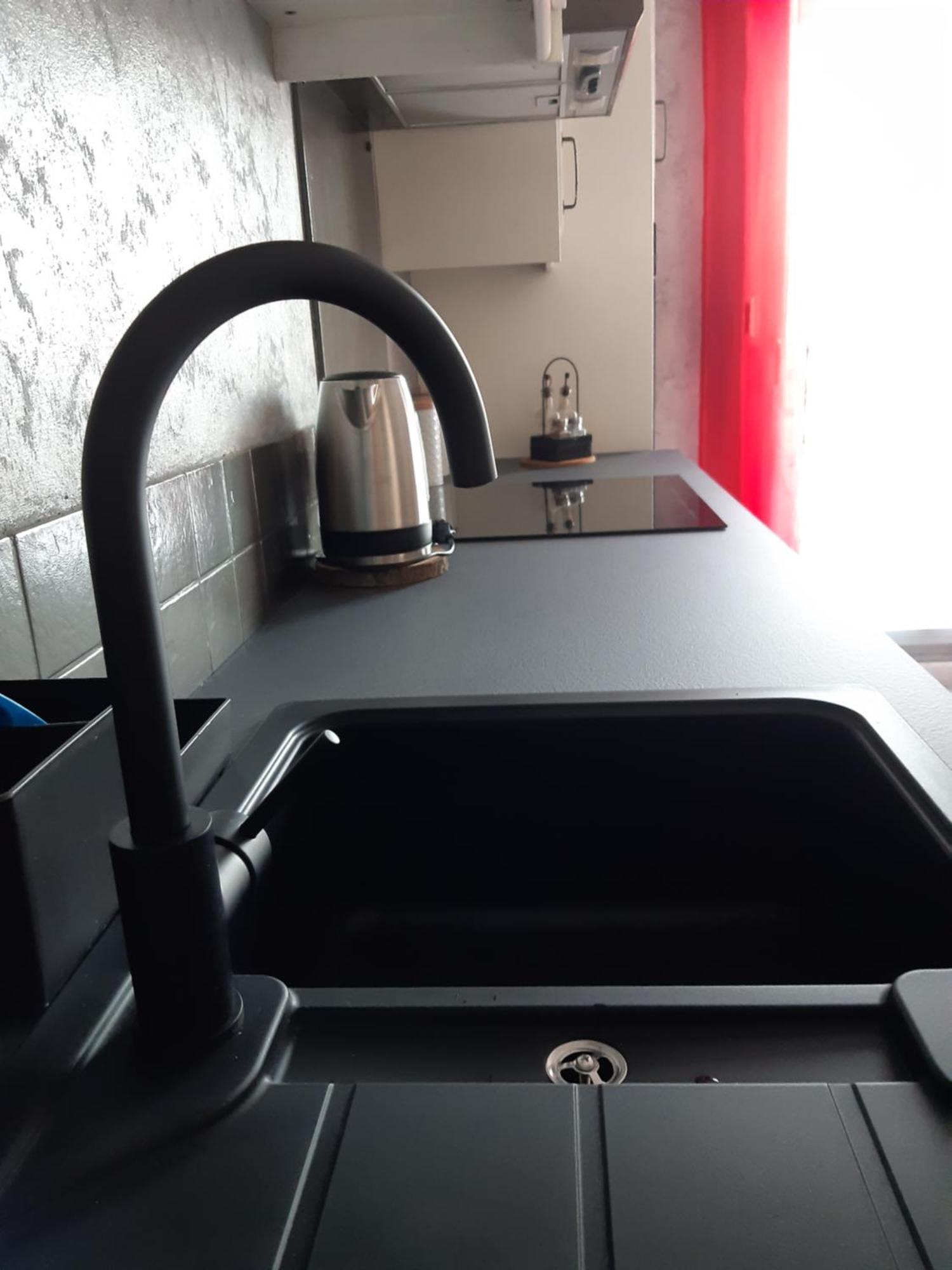 Cosy Appart - Balcon, Parking, Spacieux T2 - Proche Eurexpo Stade Saint-Priest  Luaran gambar